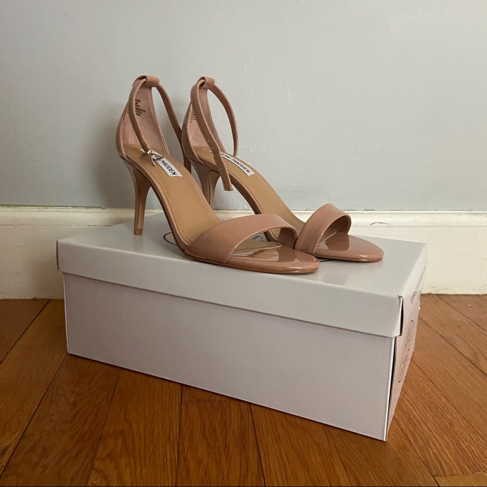 NWOT: Steve Madden Nude Strappy Heels Size 8.5